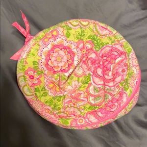 Vera Bradley Round cosmetic case